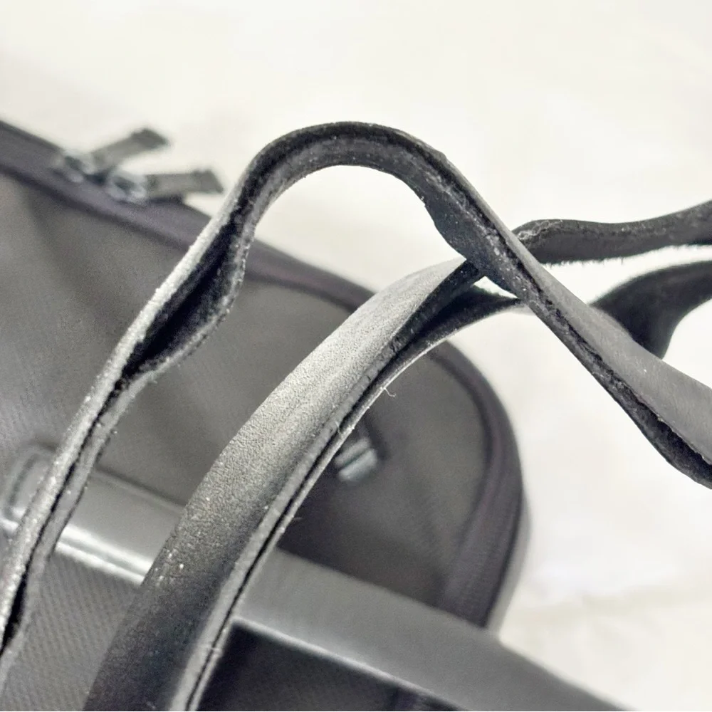 Tumi laptop briefcase